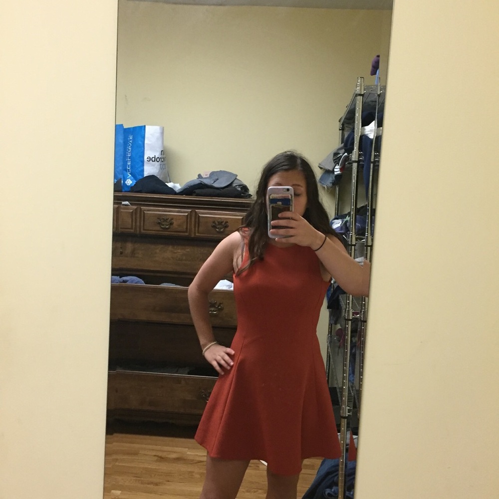 Super cute burnt orange dress.